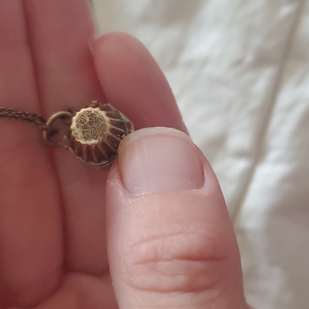 Tiffany and co cupcake necklace - Picture 3 of 4